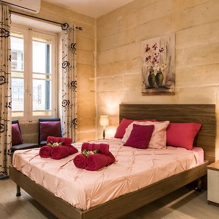 Gb Suites - Triplex Apartment Valletta Ngoại thất bức ảnh
